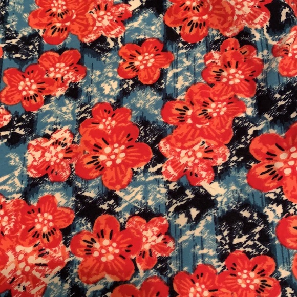 LuLaRoe Leggings - Picture 2 of 2